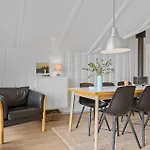 Three-bedroom In Sydals Sarup