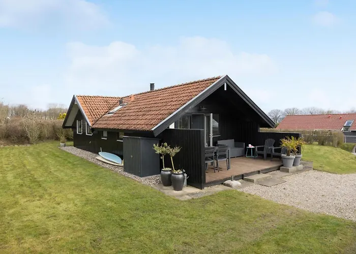 Three-bedroom In Sydals